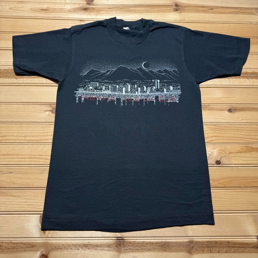 Vintage 1995 Reno Nevada Skyline City Mountains Graphic Souvenir T-Shirt Medium