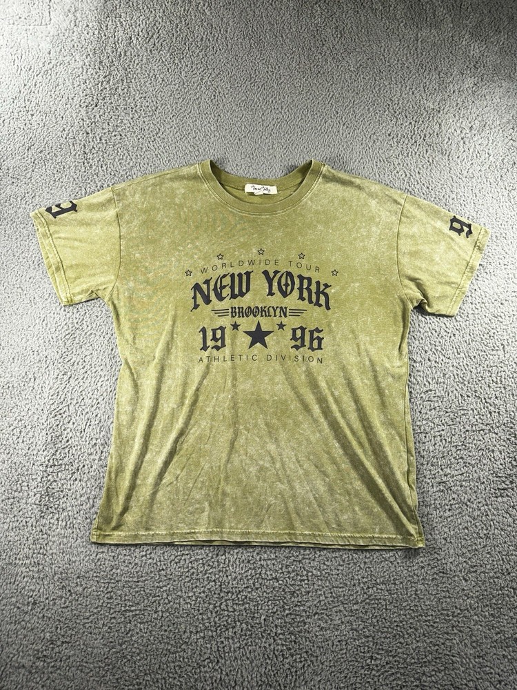 Vince And Valley T Shirt Men Medium Brooklyn New York 1996 Graphic Crystal Wash