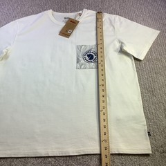 Fjallraven Logo Pocket T-Shirt Mens Eggshell White Organic Cotton Size M NWT