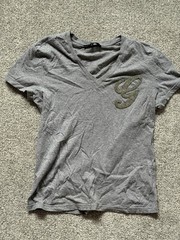 Gucci V-neck t-shirt Grey Studded Shiny Men Size Small Made in Italy G Logo