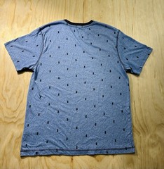 Lee Men’s Medium Shirt Blue Cotton Blend Pineapple Tropical Print Pocket Tee M