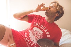 Mens Colorado Cookies Pot Santa Shirt Funny Christmas Tee Sarcastic Adult Humor