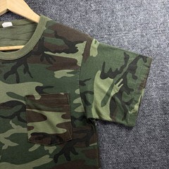 VTG 80’s Woodland Camo Pocket T Shirt Mens S Green Paper Thin Single Stitch