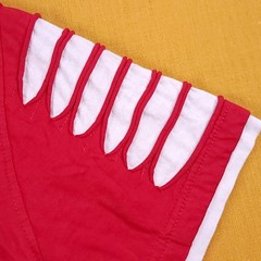 Switch Remarkable Men’s Medium Razor Cut Zipper Short Sleeve Shirt Red White
