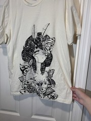 Apari Moth Girl Moth Graphic Print T-Shirt Mens XL Anime Japan