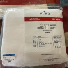 NEW (4 PACK) STAFFORD PREMIUM HEAVYWEIGHT WHITE V-NECK T-SHIRTS XL