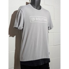 Routine Mens Athletic Gray Graphic T Shirt Short Sleeve Casual Crew Neck Medium