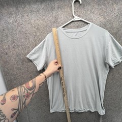 Spyder Shirt Mens Large Gray Lightweight Tagless Performance Tee Casual Basic