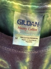 (F) Green /Blue Tie Dyed Gildan Heavy Cotton Size M Shirt