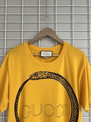 Gucci Ouroboros Snake Logo Printed T-Shirt Men Size M Yellow Cotton Short Sleeve