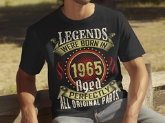 60th Birthday Men’s T-Shirt Born 1965 Legend Celebrate 60 Years old Funny Gift