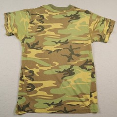Rothco Woodland Camo Pocket Tee Men’s Small Distressed Military