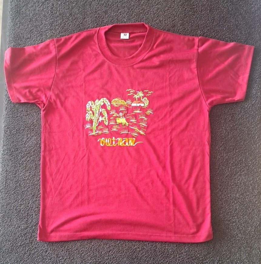 Embroidered Vietnam T Shirt Size M Lovely