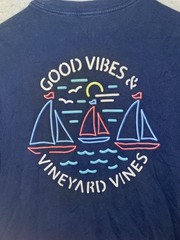 Vineyard Vines Mens M Good Vibes Sailboat Neon Whale Pocket T-Shirt Navy Blue