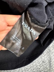 Prada Milano T Shirt Mens Small Black Crew Neck Enameled Metal Triangle Logo