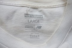 NEW BALANCE VTG Y2K USA MADE 990 RUNNING SHOE CLASSIC GRAPHIC WHITE T SHIRT SZ L