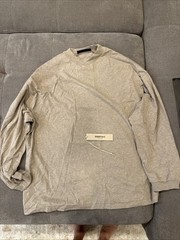 Size S – Fear of God Essentials Long Sleeve Tee Core Heather 125BT232014F Unworn