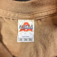 TAN T-SHIRT HAWAII LOGO TRIBAL DESIGN, SIZE 2XL, CHEST 47 IN, LENGTH 30 IN