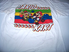 MARIO KART – Video Game T-Shirt White Size L Super Mario Bros. Nintendo