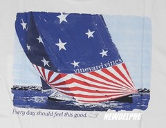 NWT Vineyard Vines Men Short Sleeve Pocket Crew Neck Tee T-Shirt “FLAG SAILS”