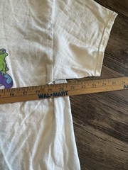 A-LAB Gone Trippin Frog White Shirt Size Large Scoop Neck Collar