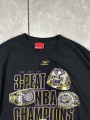 Lakers Championship Rings T Shirt REEBOK X-Large Y2K 2002