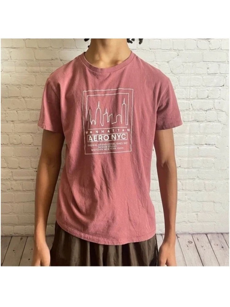 Aeropostale Manhattan Men’s Tee M- Mauve
