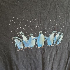 Vintage T Shirt Single Stitch Cal Cru Snow Penguins One Size Cover Up Made USA