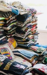 50 pcs Randoms Graphic women + Men’s T-Shirt Lot Wholesale Reseller Box 📦