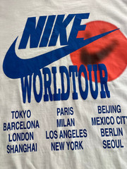 Nike World Tour Graphics WHITE Long Sleeve T-Shirt Beaverton Oregon Men’s XL