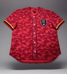 The Wild Collective Real Salt Lake Baseball Jersey Size L Red Digital Camo *EUC