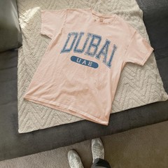 Dubai UAE Classic Varsity Style T-Shirt TouristVintage Retro Tee