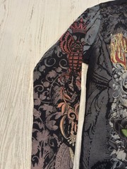 Christian Audigier — “Skull & Roses” Y2K Graphic Long sleeve Thermal — Size M