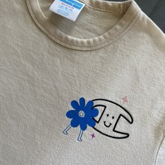 Champion Brand Flower Pot T Shirt Mens Size Medium Beige Short Sleeve