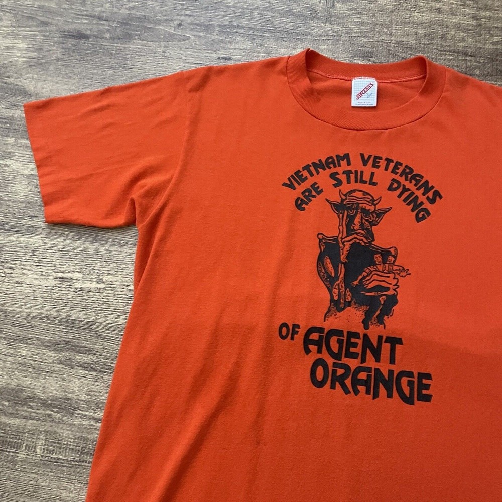 Vintage Agent Orange T-Shirt Size L Dioxin Vietnam War Pow Mia Single Stitch