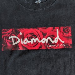 Diamond Supply Co. Black Size Medium Short Sleeve w/ Red Roses Behind Print