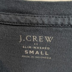 J.CREW Men’s Solid Slim-Washed V-Neck Short Sleeve T-Shirt – Navy Slim Small