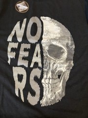 No Fears Men’s Size XL Shirt Black Gray Layered Look Oversized Skeleton Skull