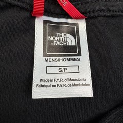The North Face T-Shirt S Men’s Black Cotton Long Sleeve Walking Hiking Outdoors