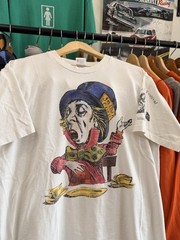 Vintage 90’s Alice In Wonderland Mad Hatter T-Shirt Rare XL
