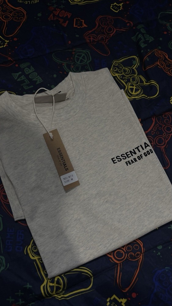 Essentials Fear of God ESSENTIALS Men’s Gray Logo Crew Neck T-Shirt Size M