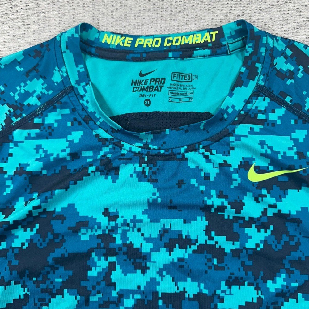 Nike Pro Combat Dri-FIT Shirt Mens XL Digital Camo Fitted Training MMA Fighting