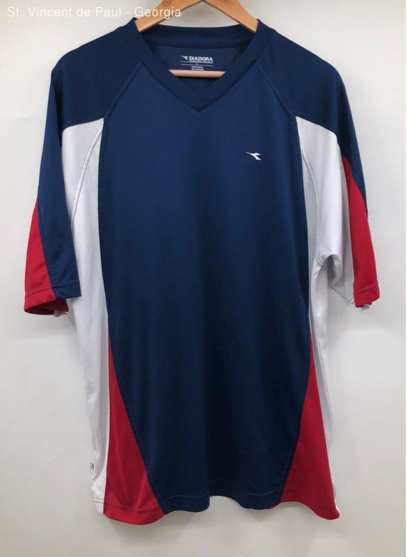 Men’s Diadora Blue V -Neck Lightweight Shirt – Size Large