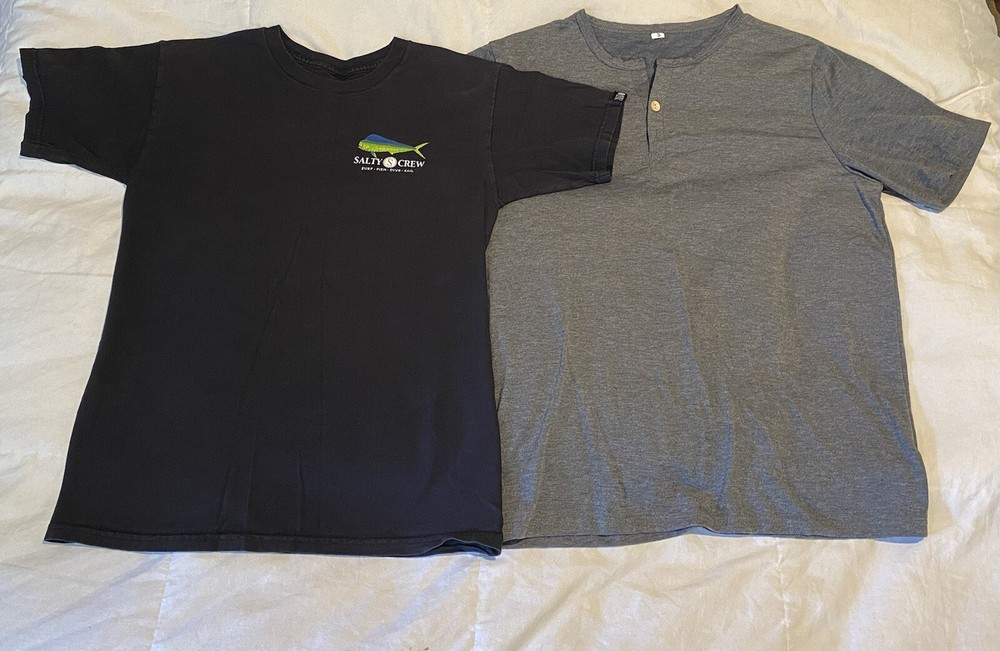 Lot of 2 Size Small Mens T Shirts Various Brands Salty Crew Black and Grey Tops