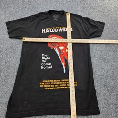 Men’s Medium John Carpenter’ Halloween Movie Graphic T-Shirt