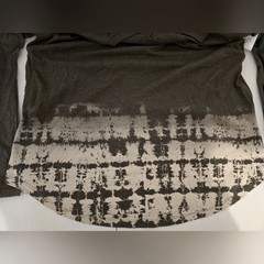 Mens XL NWT Long Length Gray Shirt