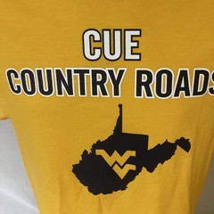 Colosseum Mens T-Shirt Small Gold WVU West Virginia Cue Country Roads NWT FS!