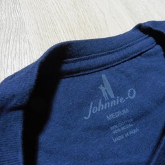 JOHNNIE O Mens M MEDIUM T SHIRT KAHUNA WAVE SHORT SLEEVE NAVY BLUE GOLF TEE