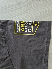 OFFICIAL ARMY NATIONAL GAURD T SHIRT Size LARGE Hanes Brand