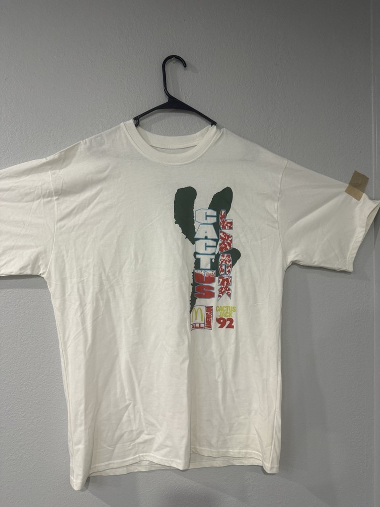 Cactus Jack Men’s XL White Travis Scott McDonald’s Graphic T-Shirt